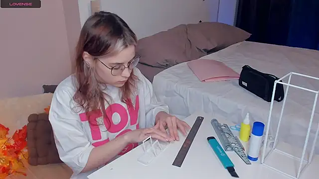 VedaSchulz online show from 26, 11, 2025