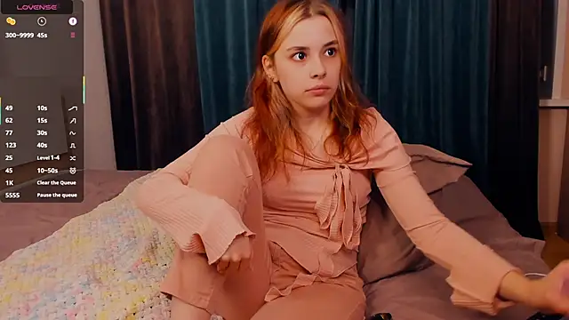 VedaSchulz online show from 9, 9, 2025