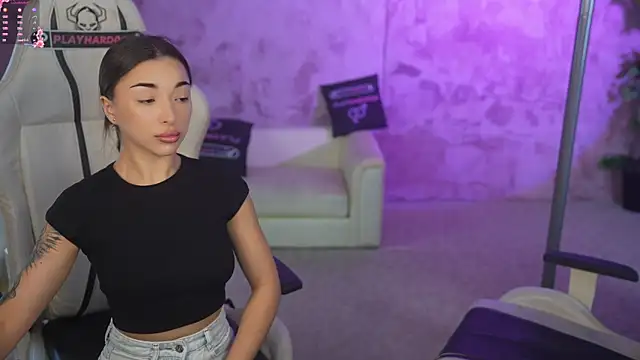 Luna secretgirl online show from 11, 5, 2026