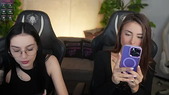 Snapshot of Luna_secretgirl chatting on 28, 2, 2026 Luna secretgirl online show from 28, 2, 2026