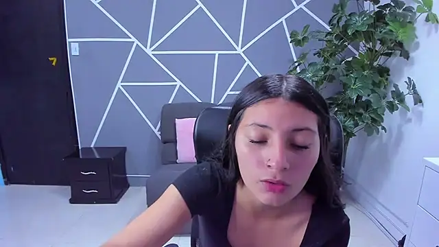 Snapshot of _Luna_Bennett chatting on 24, 2, 2026 Luna Bennett online show from 24, 2, 2026