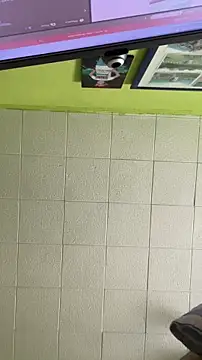 Snapshot of Kingpowerlittel chatting on 13, 11, 2025 Kingpowerlittel online show from 13, 11, 2025