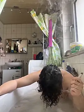 Snapshot of Kingpowerlittel chatting on 2, 3, 2026 Kingpowerlittel online show from 2, 3, 2026