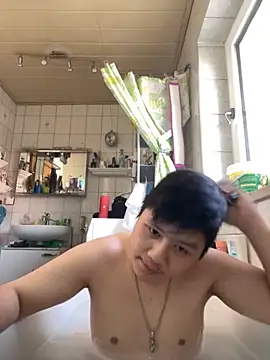 Snapshot of Kingpowerlittel chatting on 15, 9, 2025 Kingpowerlittel online show from 15, 9, 2025