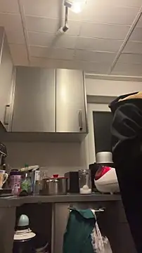 Snapshot of Kingpowerlittel chatting on 14, 1, 2026 Kingpowerlittel online show from 14, 1, 2026