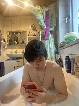 Snapshot of Kingpowerlittel chatting on 9, 2, 2026 Kingpowerlittel online show from 9, 2, 2026