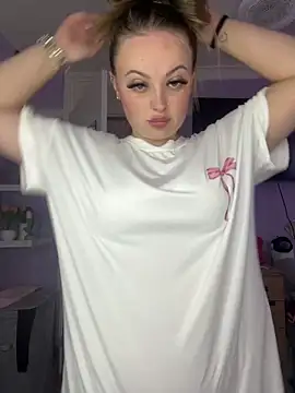 SexySashaxox online show from 22, 5, 2026