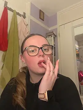 SexySashaxox online show from 13, 3, 2026