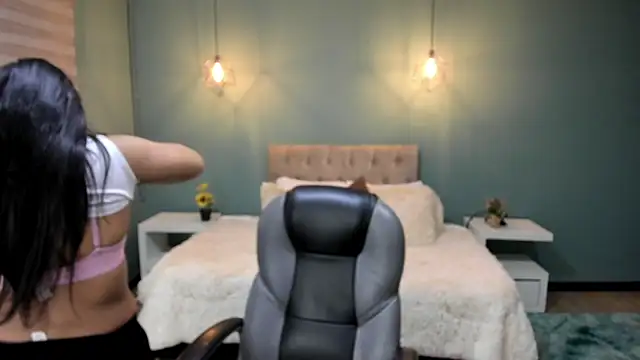 Miss Cataleya   online show from 14, 2, 2026