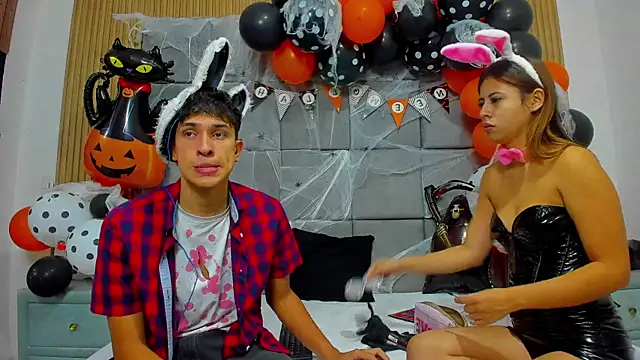 ChanellandMax online show from 31, 10, 2025