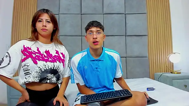 ChanellandMax online show from 7, 11, 2025