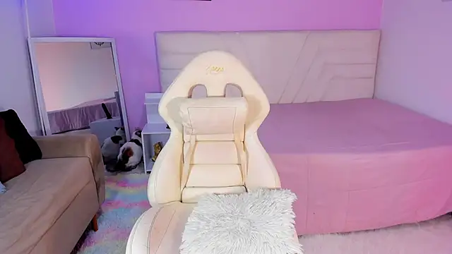 fressittalove01 online show from 2, 10, 2025