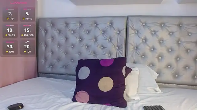 Snapshot of angiellam chatting on 12, 9, 2025 angiellam online show from 12, 9, 2025