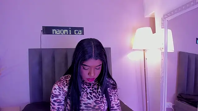 KendraChavez  online show from 4, 2, 2026