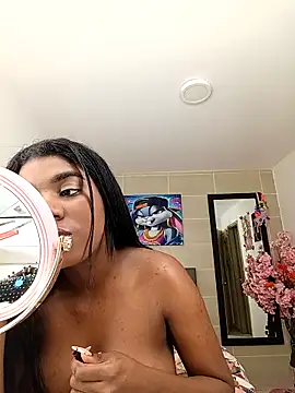 KendraChavez  online show from 5, 10, 2025