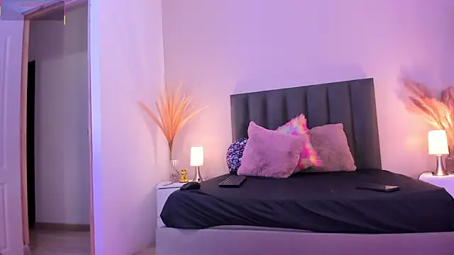 KendraChavez  online show from 26, 9, 2025