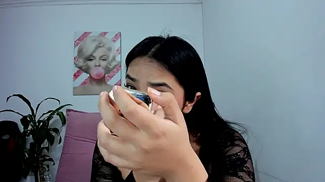 valeria millers online show from 19, 12, 2025