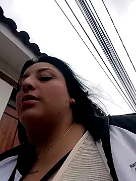 megan fox5 online show from 4, 10, 2025