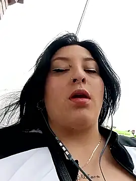 megan fox5 online show from 3, 10, 2025