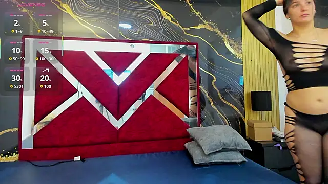 VioletRose as online show from 16, 2, 2026