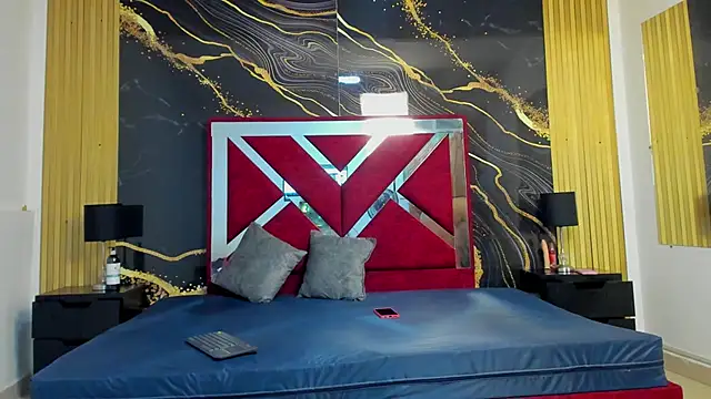 VioletRose as online show from 12, 1, 2026