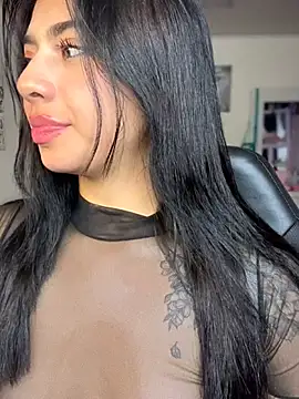 charlotte queen1320 online show from 17, 4, 2026