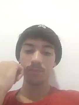 Snapshot of zyonboy1 chatting on 14, 6, 2026 zyonboy1 online show from 14, 6, 2026