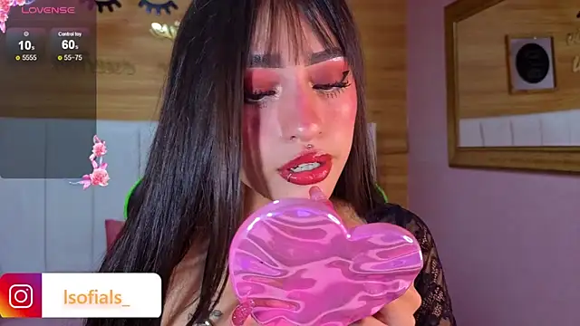 Abril Velvet a  online show from 4, 2, 2026