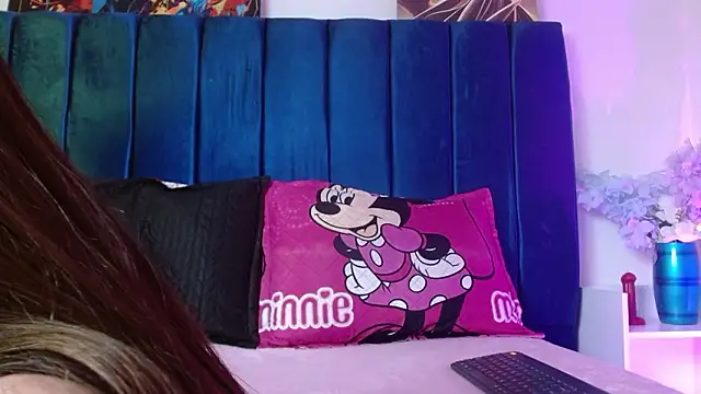 Annie switt online show from 7, 3, 2026