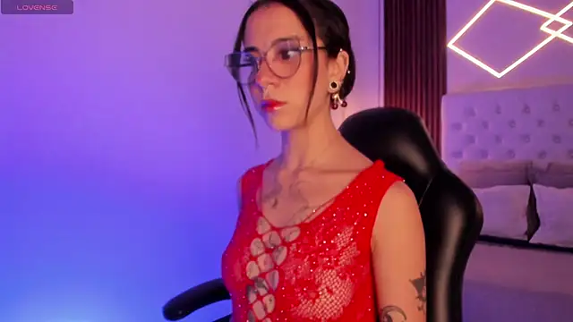 Snapshot of ZamabyCrucie chatting on 17, 9, 2025 ZamabyCrucie online show from 17, 9, 2025