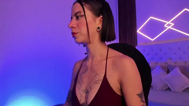 Snapshot of ZamabyCrucie chatting on 8, 11, 2025 ZamabyCrucie online show from 8, 11, 2025