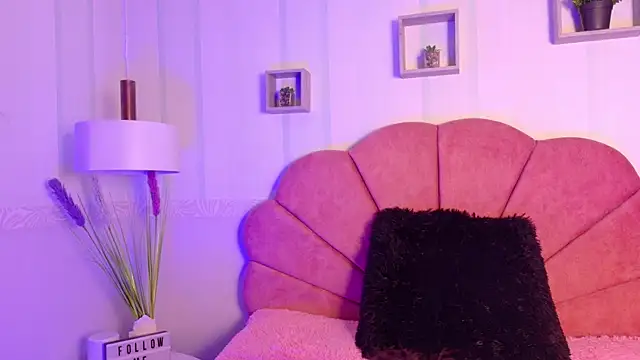 Conejita 420 online show from 4, 10, 2025