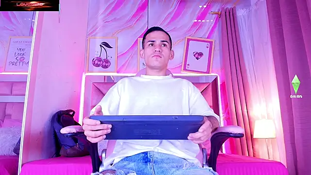 alessandro musk online show from 30, 4, 2026