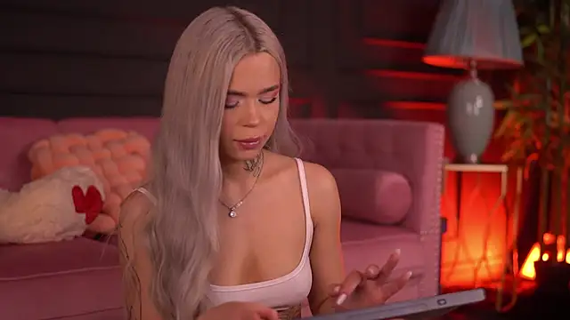 NickyBenz online show from 12, 11, 2025