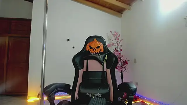 auraeroticaxxx online show from 19, 10, 2025