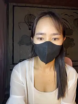 TiNa 04 online show from 5, 11, 2025