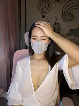 TiNa 04 online show from 7, 10, 2025