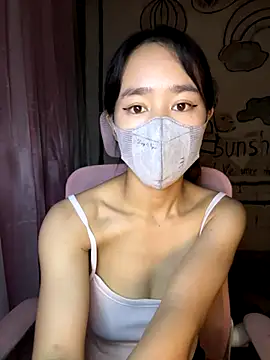 TiNa 04 online show from 13, 10, 2025