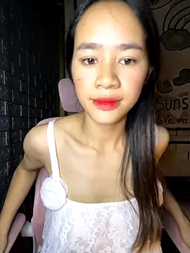 TiNa 04 online show from 17, 9, 2025