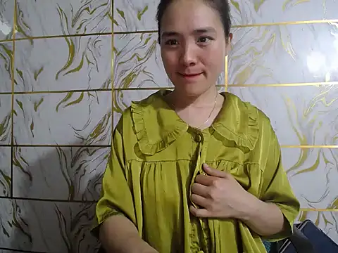 Lyzizi lovely09 online show from 15, 4, 2026