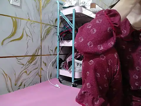 Lyzizi lovely09 online show from 7, 2, 2026