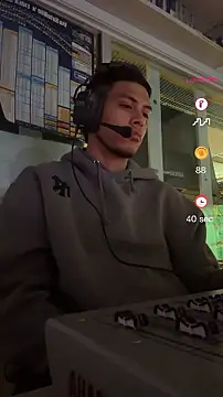 StrokingDaddy4 online show from 9, 3, 2026