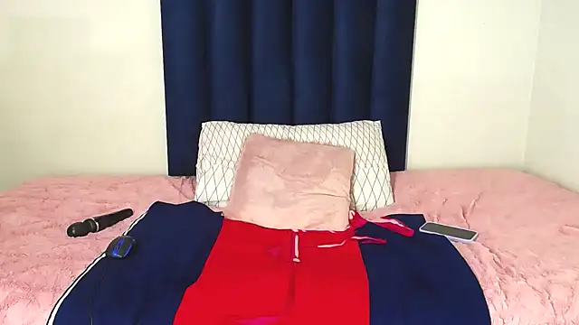 Pinkdollyg online show from 14, 4, 2026