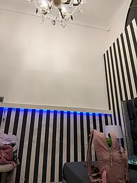 Snapshot of ReinaChloe chatting on 10, 6, 2026 ReinaChloe online show from 10, 6, 2026