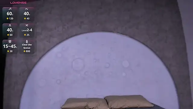 Snapshot of ReinaChloe chatting on 18, 2, 2026 ReinaChloe online show from 18, 2, 2026