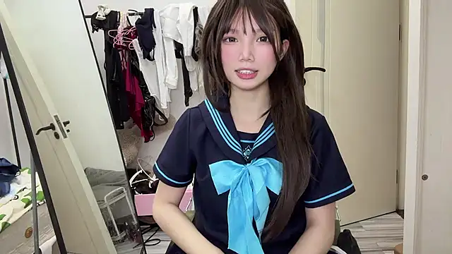 Yiyi-707 online show from 22, 9, 2025