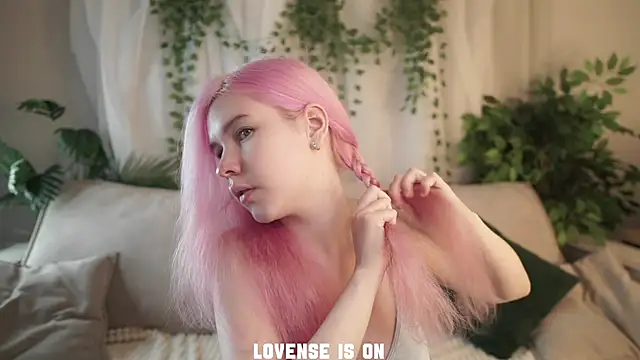 ElizSpieth online show from 28, 11, 2025