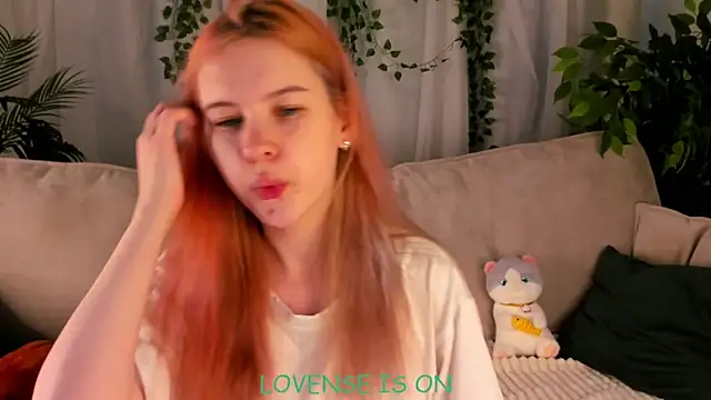 ElizSpieth online show from 9, 10, 2025