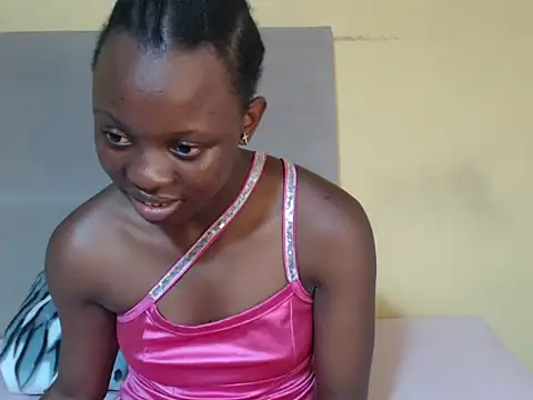 SexyKatLady18 online show from 10, 5, 2026
