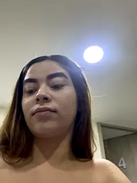 Snapshot of CharlotteBrownn_ chatting on 15, 11, 2025 CharlotteBrownn online show from 15, 11, 2025